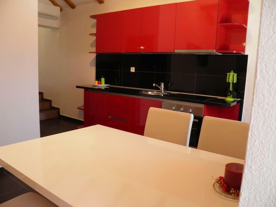 Romantic Apartment Donje Celo Exteriér fotografie